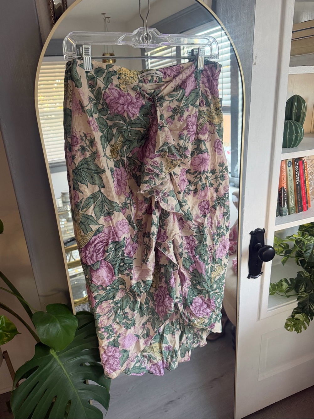 Abercrombie & Fitch Floral Ruffle Skirt